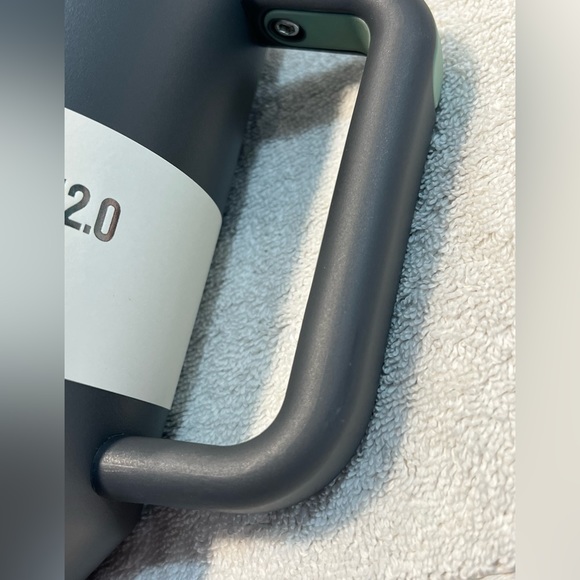 Stanley 40oz CHARCOAL H2.0 Flowstate Tumbler NWT - Picture 11 of 11